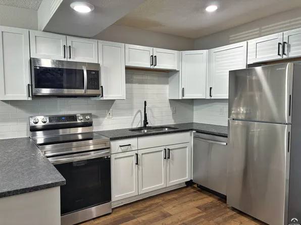 1502 W 25th Ct APT D3, Lawrence, KS 66046