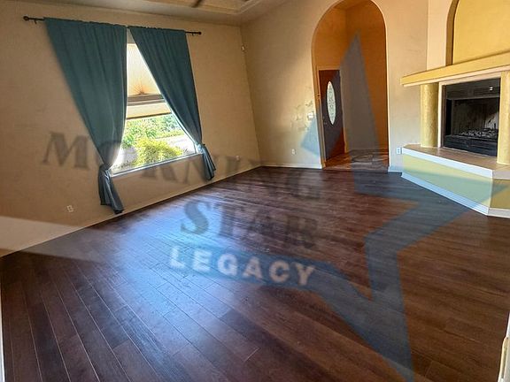 4th image of 4648 Mesa Rico Dr