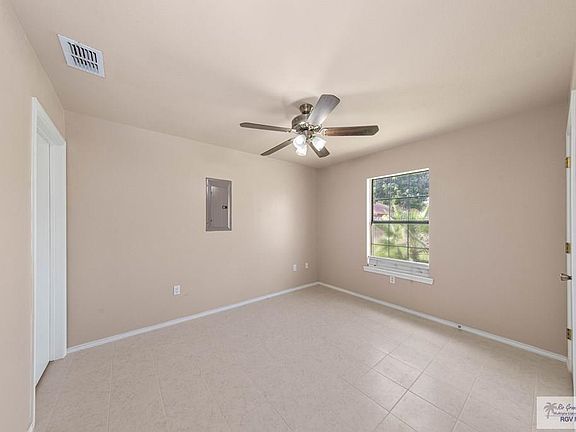 2nd image of 2611 Meadow View Dr #15