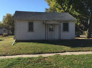 326 Castor St, Diller, NE 68342