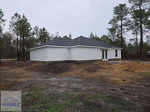 3rd image of 203 Simmons Place Dr SE