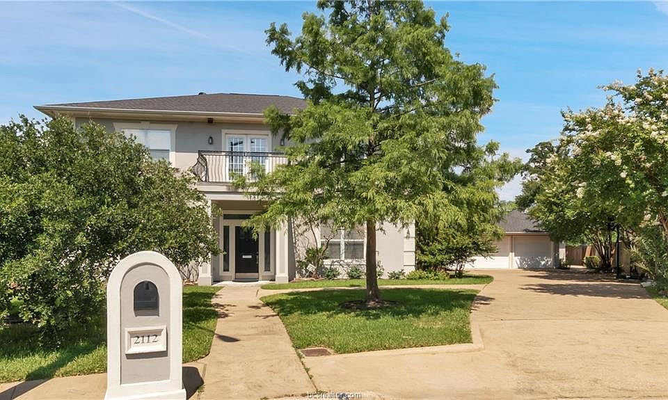 1st image of 2112 Walnut Grove Ct