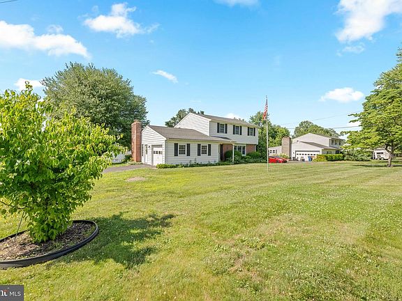 4th image of 258 Monacy Rd