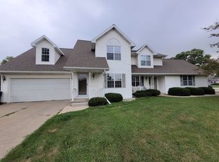 1762-1764 Barlament Dr, Green Bay, WI 54303