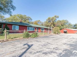 1320 E 7th St, Lecompton, KS 66050