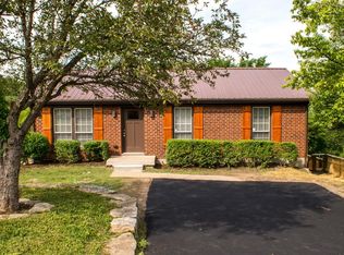 12 Peachtree St, Nashville, TN 37210