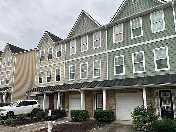 2nd image of 6361 Redan Sq
