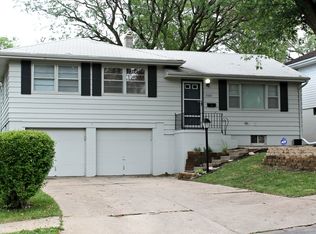 5321 N 47th St, Omaha, NE 68104