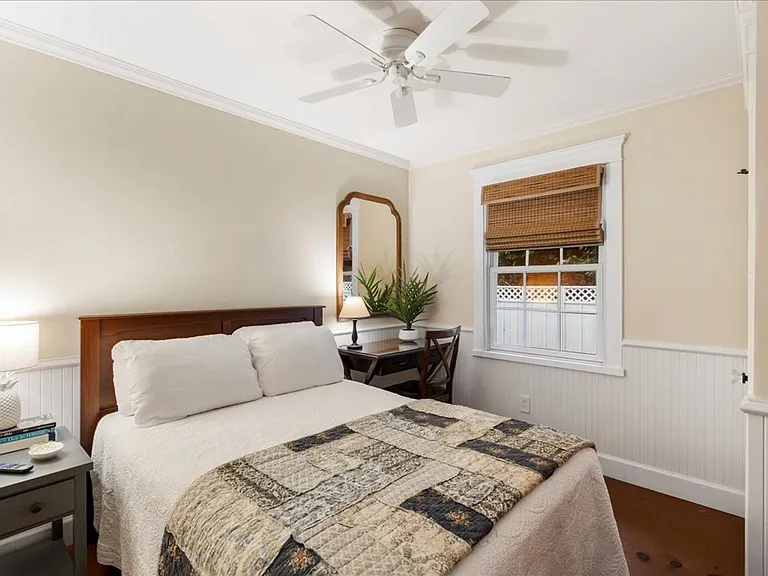 1615 Olinda Rd — Photo 24