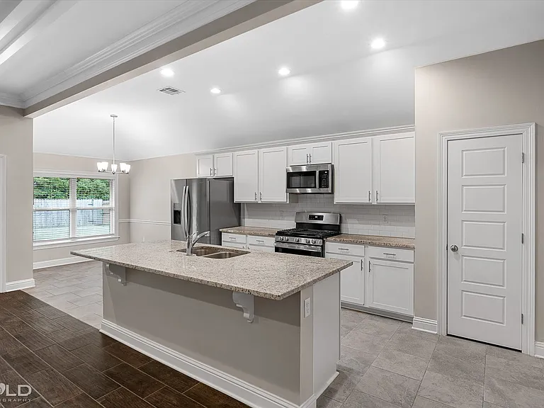 3351 Grand Lake Dr — Photo 13