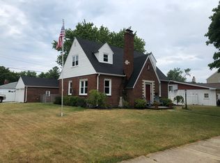 1623 Court St, Port Huron, MI 48060