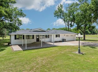 10541 Sahoma Lake Rd, Sapulpa, OK 74066