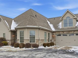 2749 Shadowrock Ct, Gibsonia, PA 15044