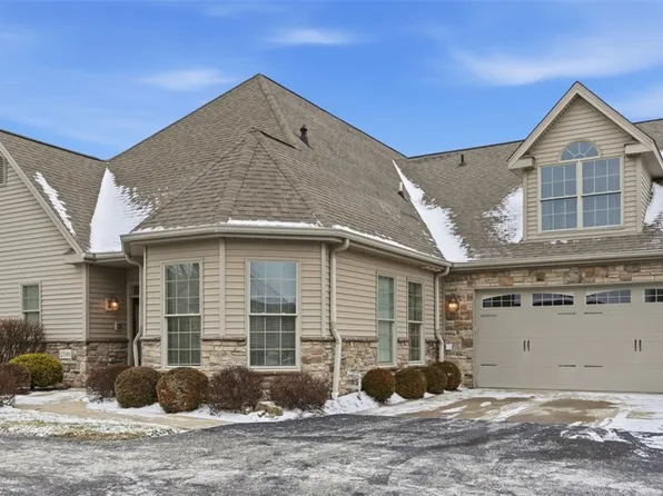 2749 Shadowrock Ct, Gibsonia, PA 15044