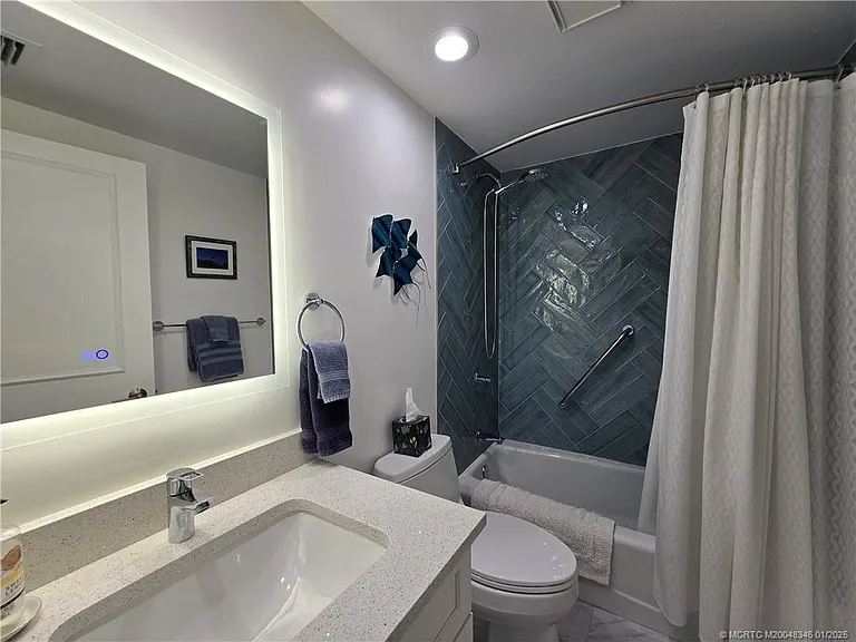 185 NE Edgewater Dr #5105 — Photo 25