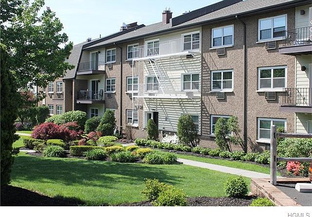 1st image of 300 Piermont Ave APT 2E
