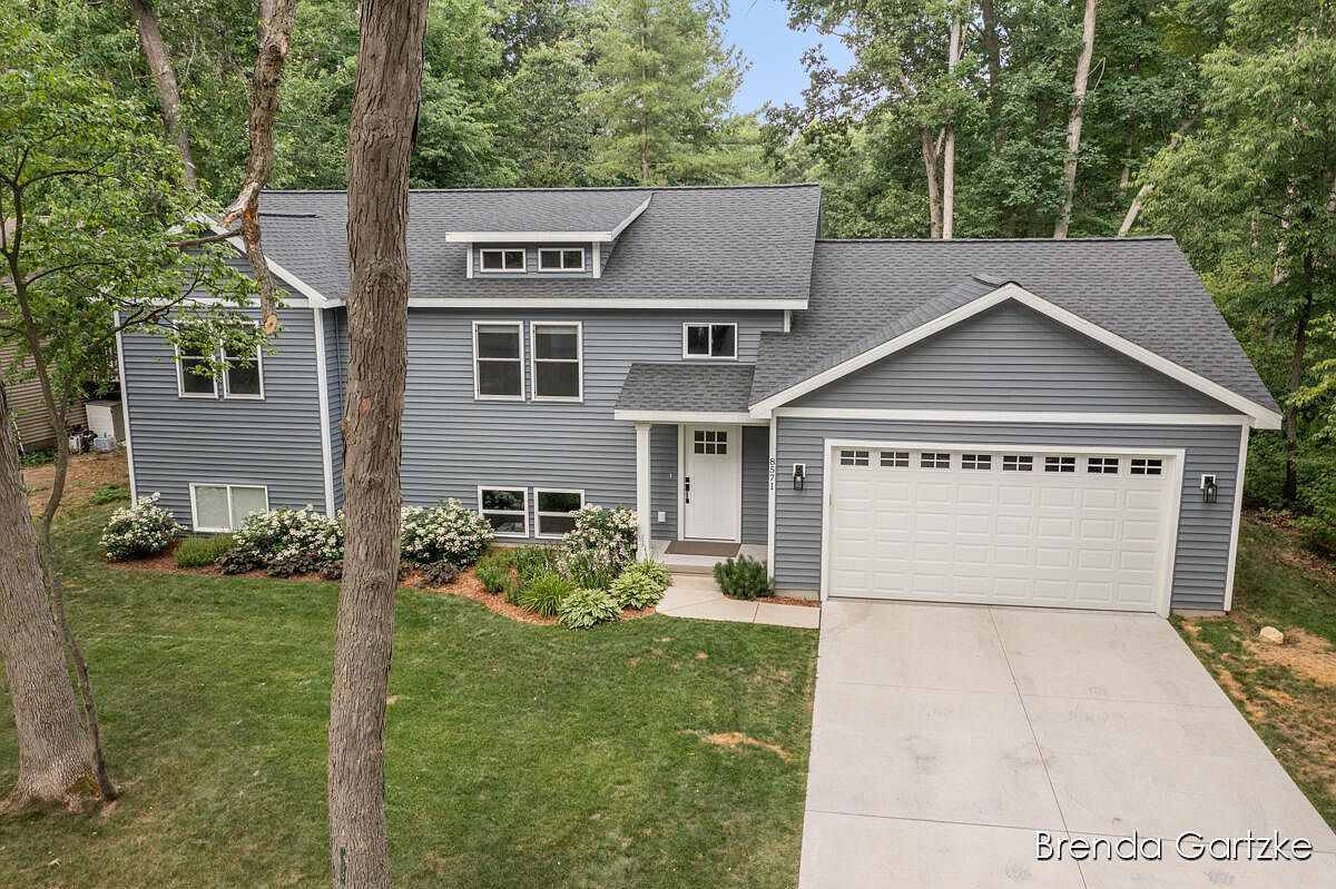 8571 Cochise Dr, Howard City, MI 49329 | Zillow
