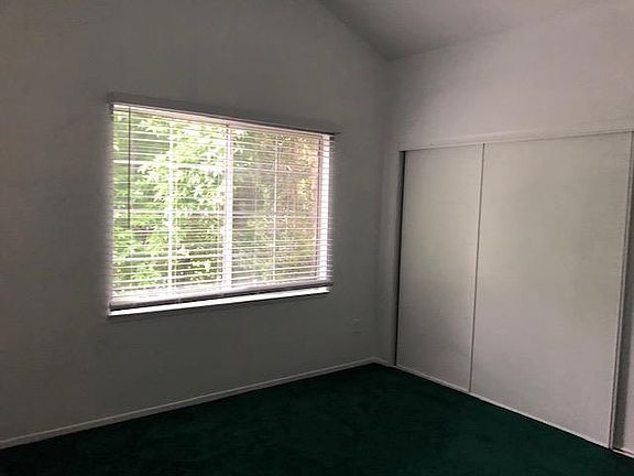 4th image of 1912 Marigold Ln