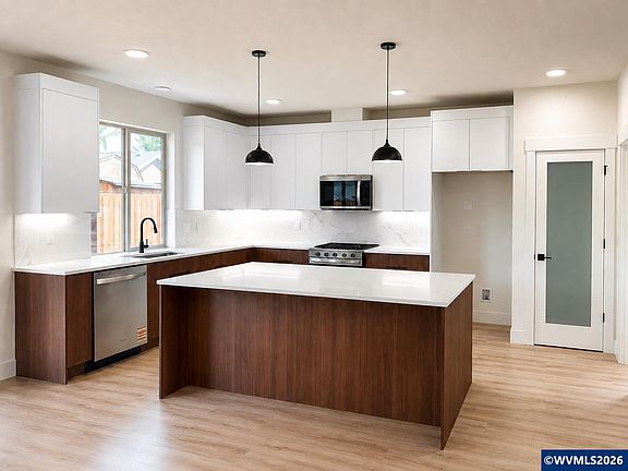 3rd image of 2130 Nighthawk Ave