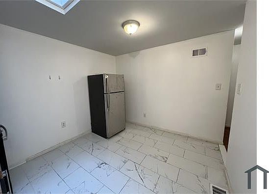 4th image of 2238 N 12th St #1