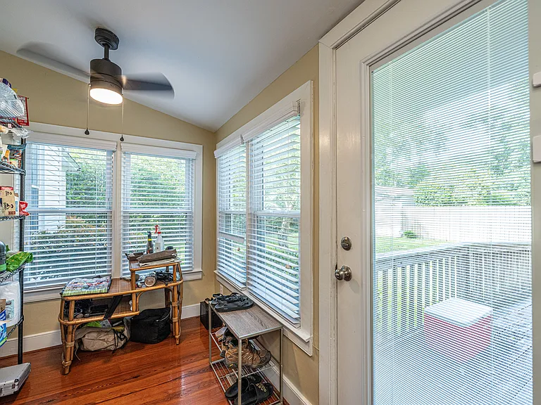 685 Folly Rd — Photo 7