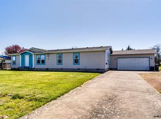 870 Burton St, Harrisburg, OR