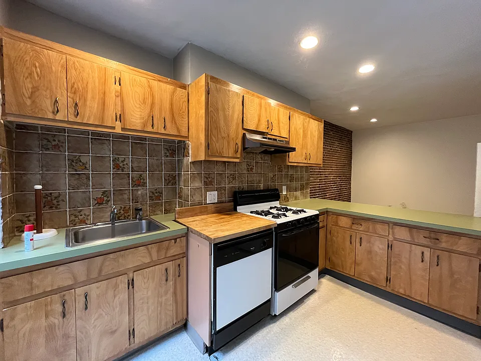 35 Sheafe St #2