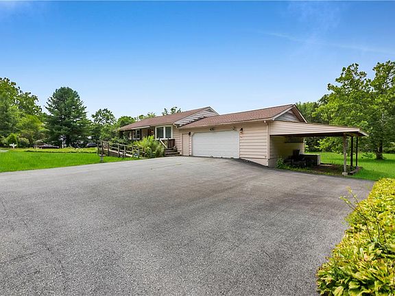 2nd image of 687 Farmhill Rd