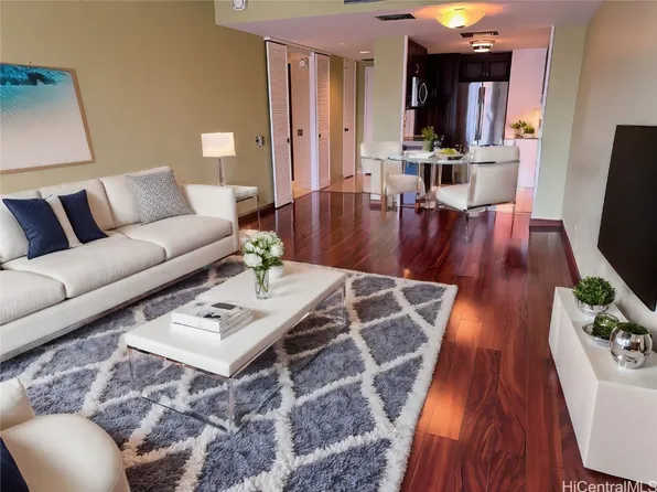 700 Richards St APT 2608, Honolulu, HI 96813