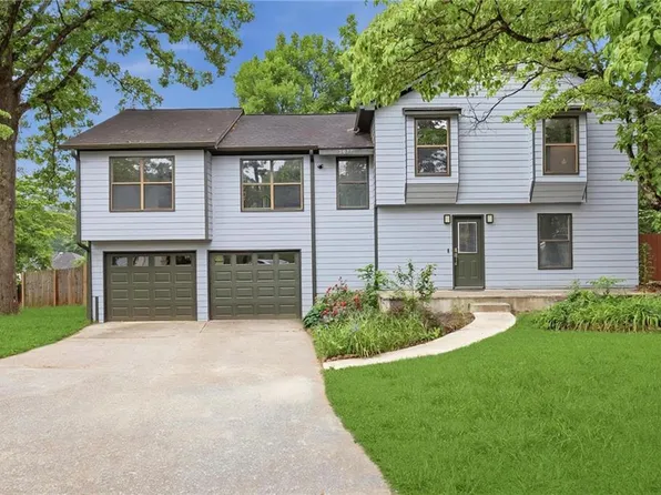 5077 Ravenwood Dr, Marietta, GA 30066