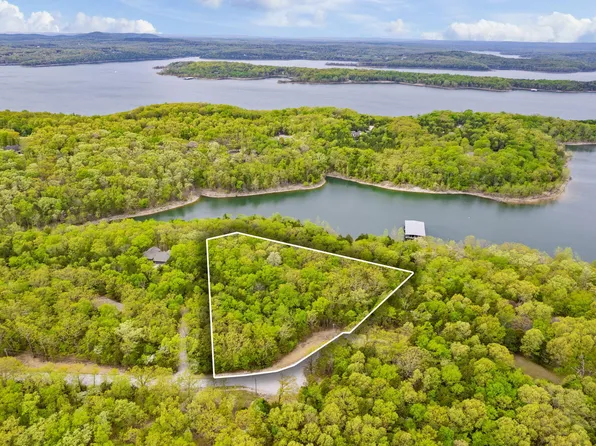 720 Falling Star Road, Lampe, MO 65681