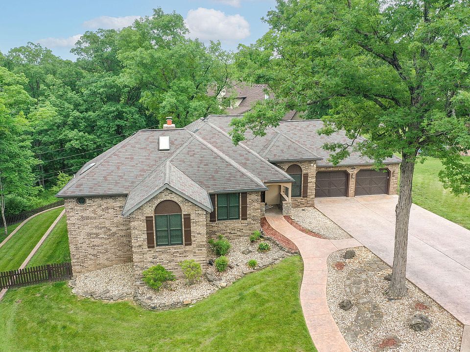 1st image of 87 Westwood Drive