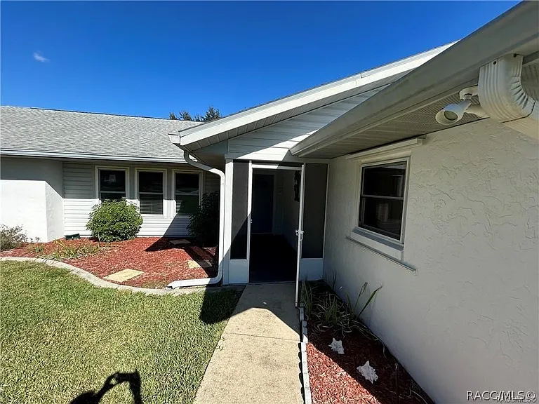 515 E Falconry Ct — Photo 25