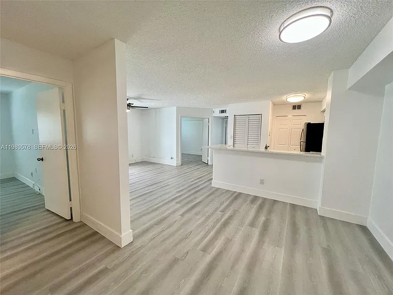 640 S Park Rd #12-4 — Photo 7