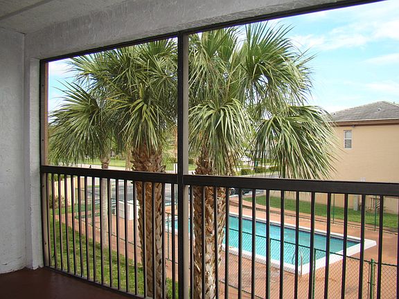 5th image of 11566 NW 39th St #0