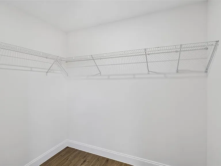 375 Denver Dr — Photo 17