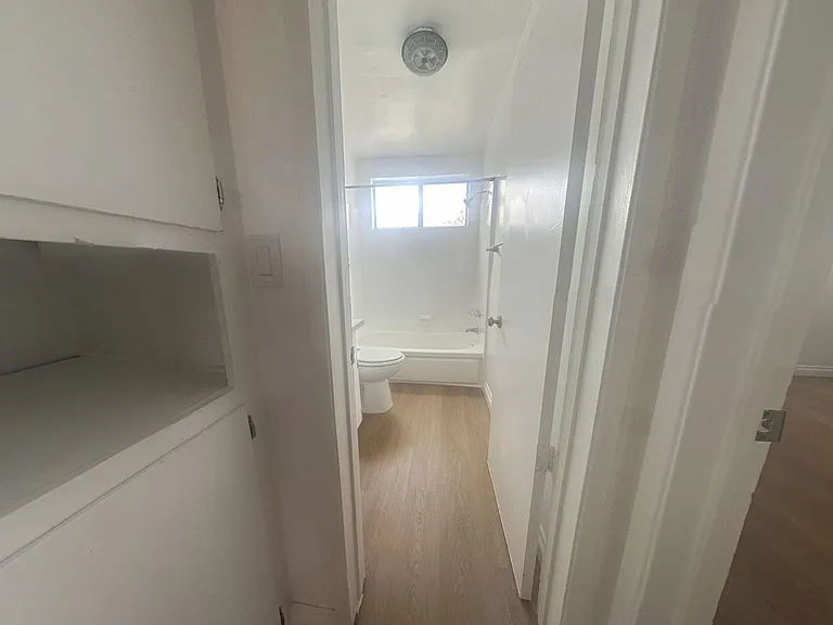 L&S Apartments...Private Swimming Pool...CALL NOW! — Photo 9