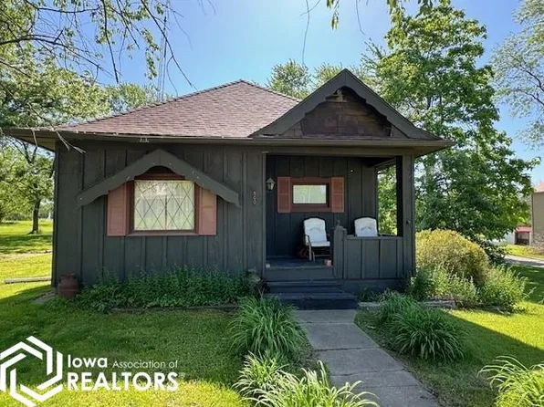 500 N 1st St, Mystic, IA 52574