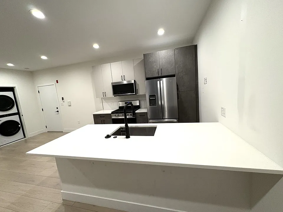 Modern and Sleek 611 S Fagley Street Apartments!
