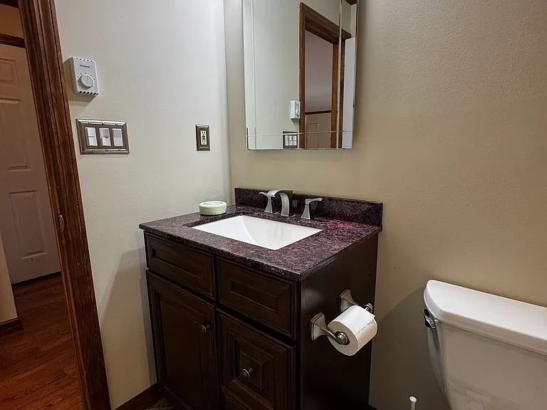 108 Cornelia Ln — Photo 34