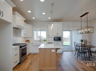 3359 Gisborne St, Meridian, ID 83642