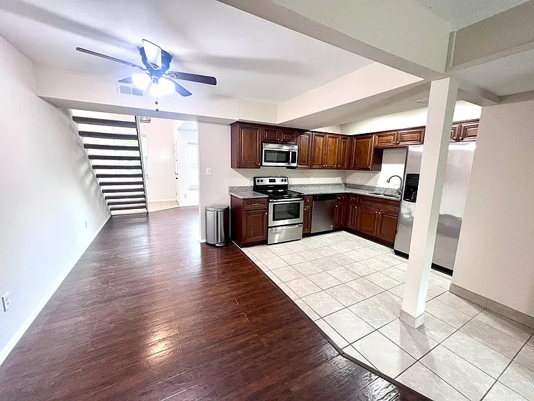 5340 Palmyra Ct — Photo 12