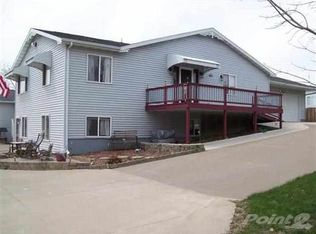220 N Avenue H UNIT A, Washington, IA 52353