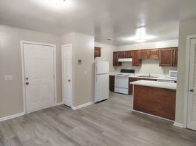 1011 Beatty Rd