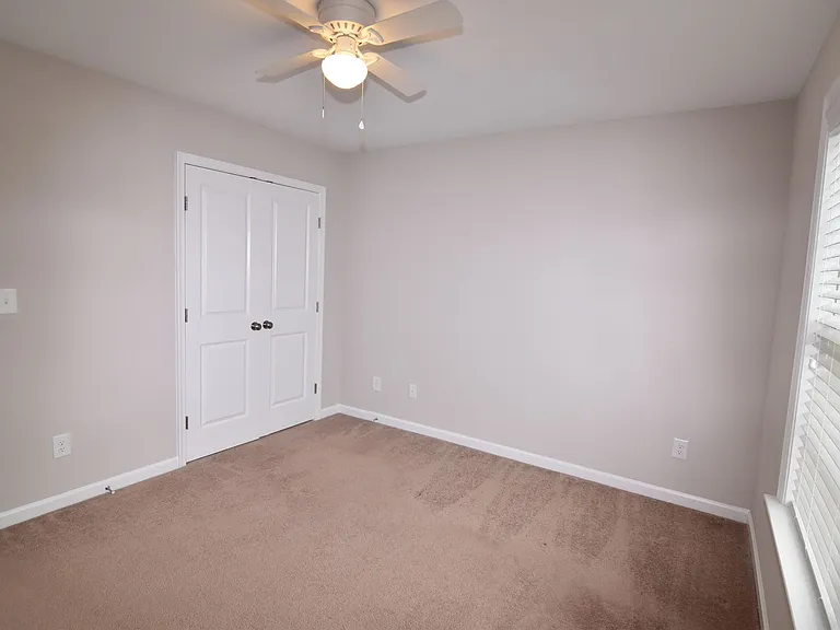 1942 Sapphire Rd — Photo 18