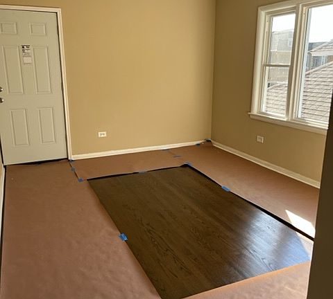 5th image of 6700 S Maplewood Ave #1