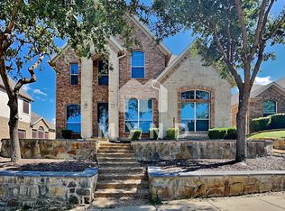 424 Castle St, Desoto, TX 75115