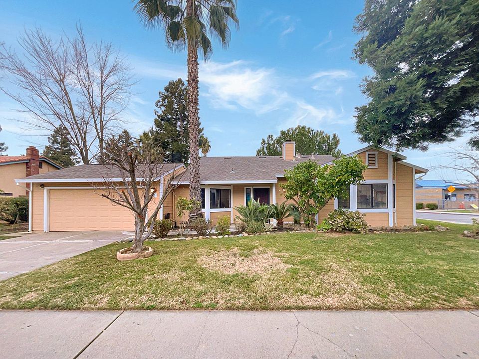 1st image of 2081 Pebblewood Dr