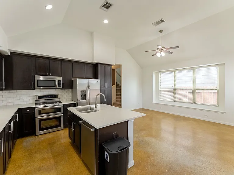 4514 Senda Ln — Photo 7