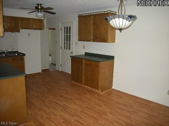 4th image of 1410 N Wooster Ave NW